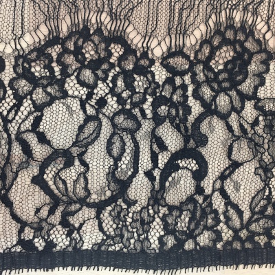 Dentelle de Calais motif fleur noire - EDEÏSE