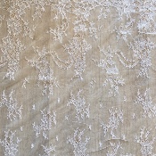 Dentelle de Calais Chantilly blanche - EUGENIE
