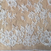 Dentelle de Calais motif fleur blanc - EXIANNE