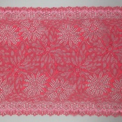 Dentelle de Calais motif fleur framboise - CÉLESTINE